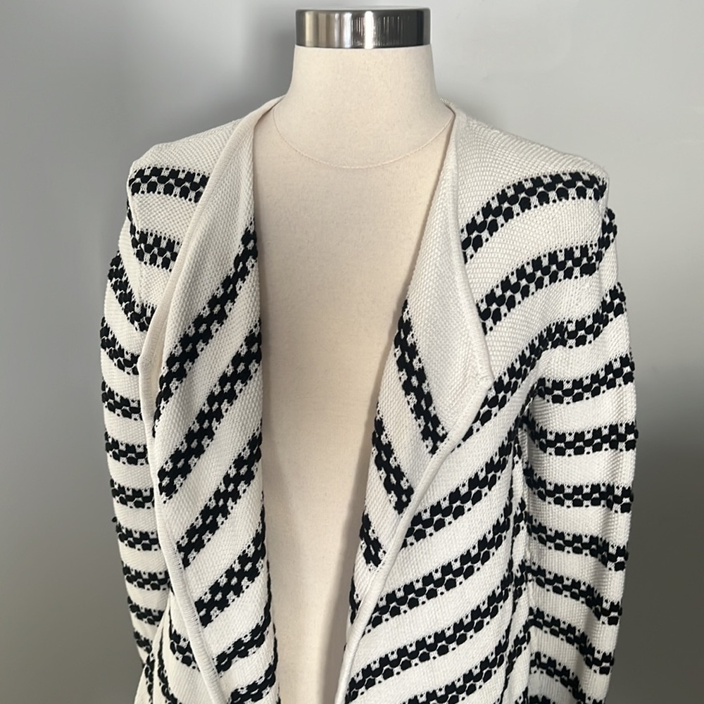 Talbots Cardigan - Picture 2 of 6